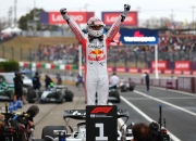 开云体育登录-迈凯伦横扫威廉姆斯，维斯塔潘点燃赛场的简单介绍