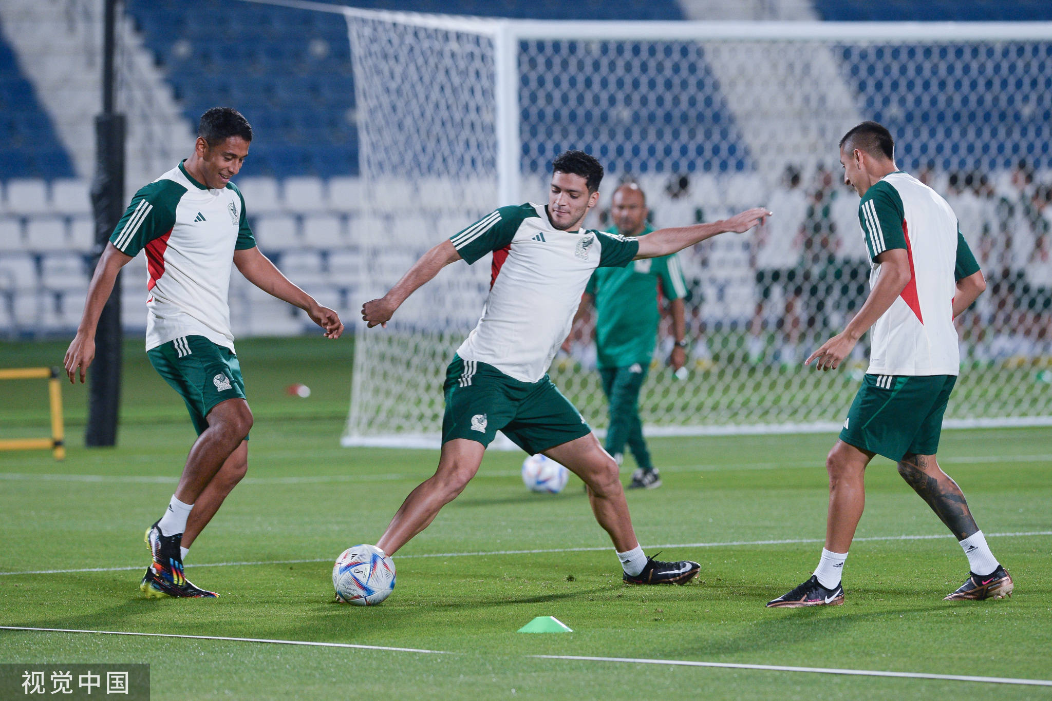 洪都拉斯队在客场获得宝贵三分的简单介绍