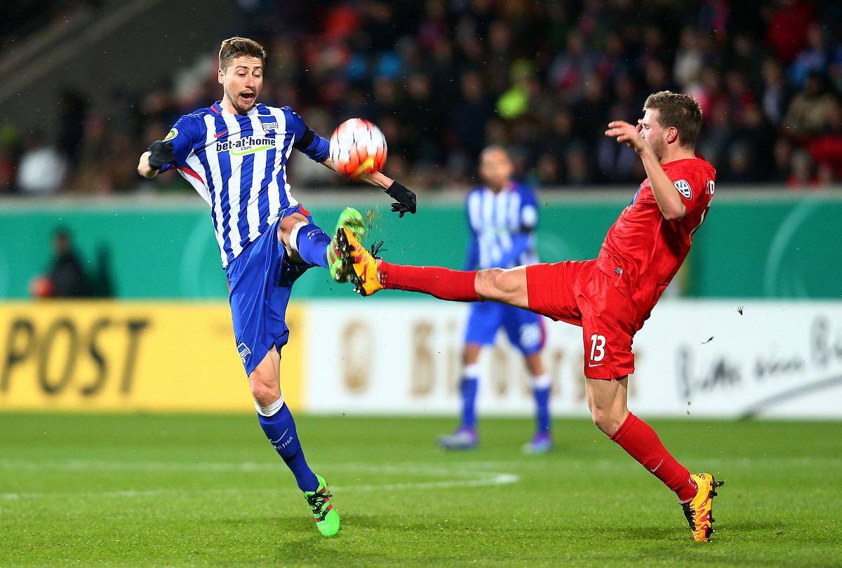 柏林赫塔客场惨败,排名继续下滑的简单介绍 柏林赫塔客场惨败,排名继续下滑的简单介绍