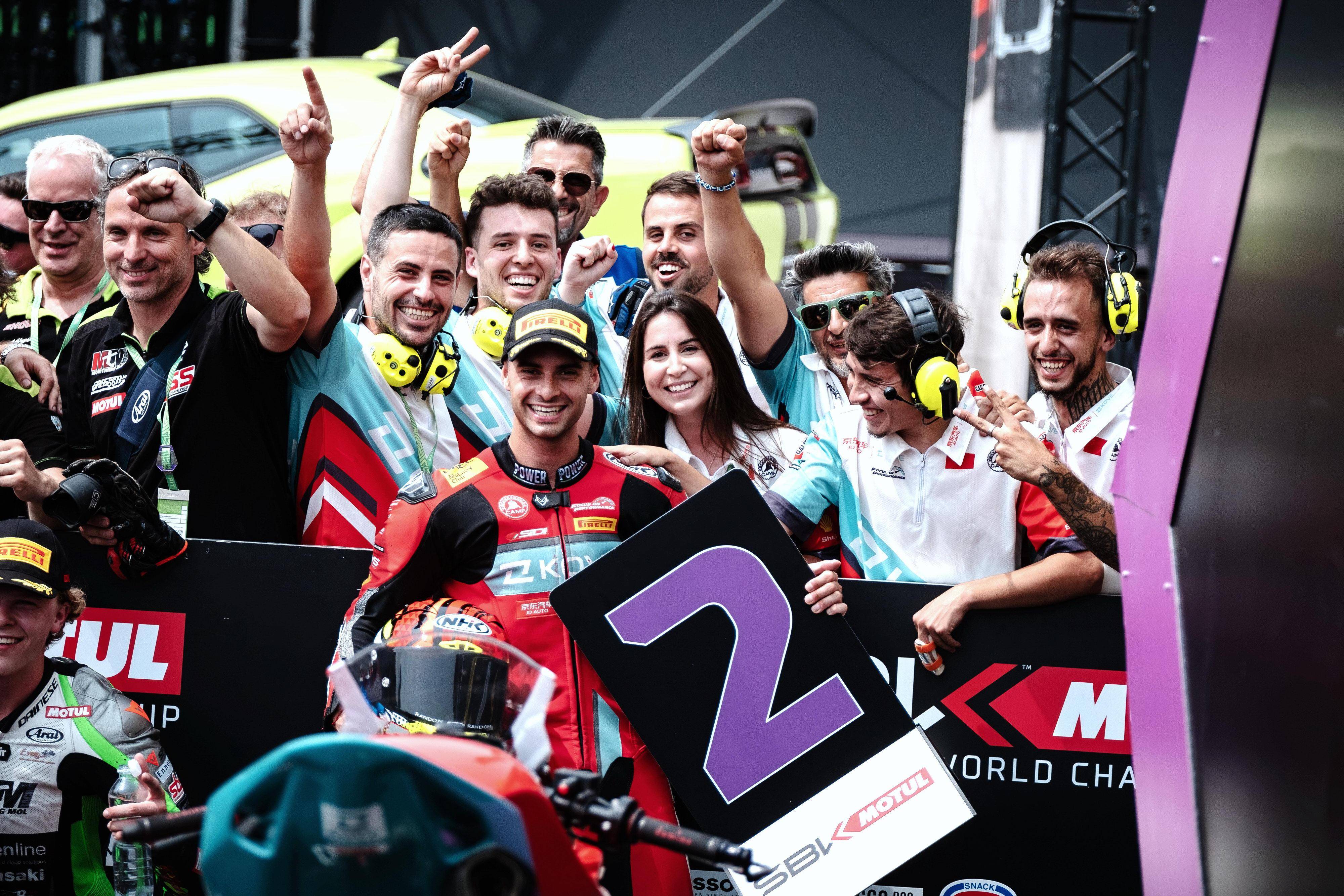 捷克球队实力超群，斗志昂扬取得关键胜利的简单介绍