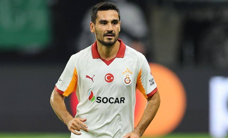 法兰克福球员奋勇拼搏，取得关键胜利的简单介绍