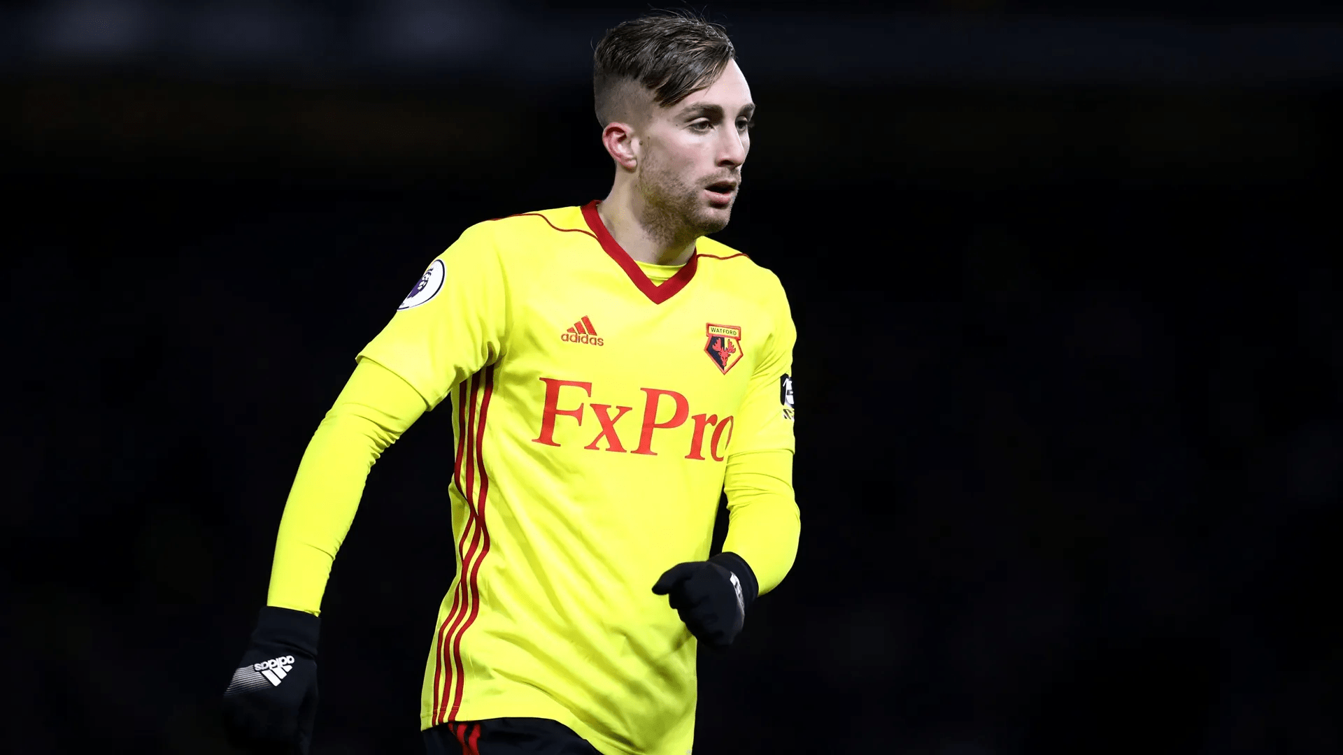 包含卡迪夫城主场全胜，在英超站稳脚跟的词条