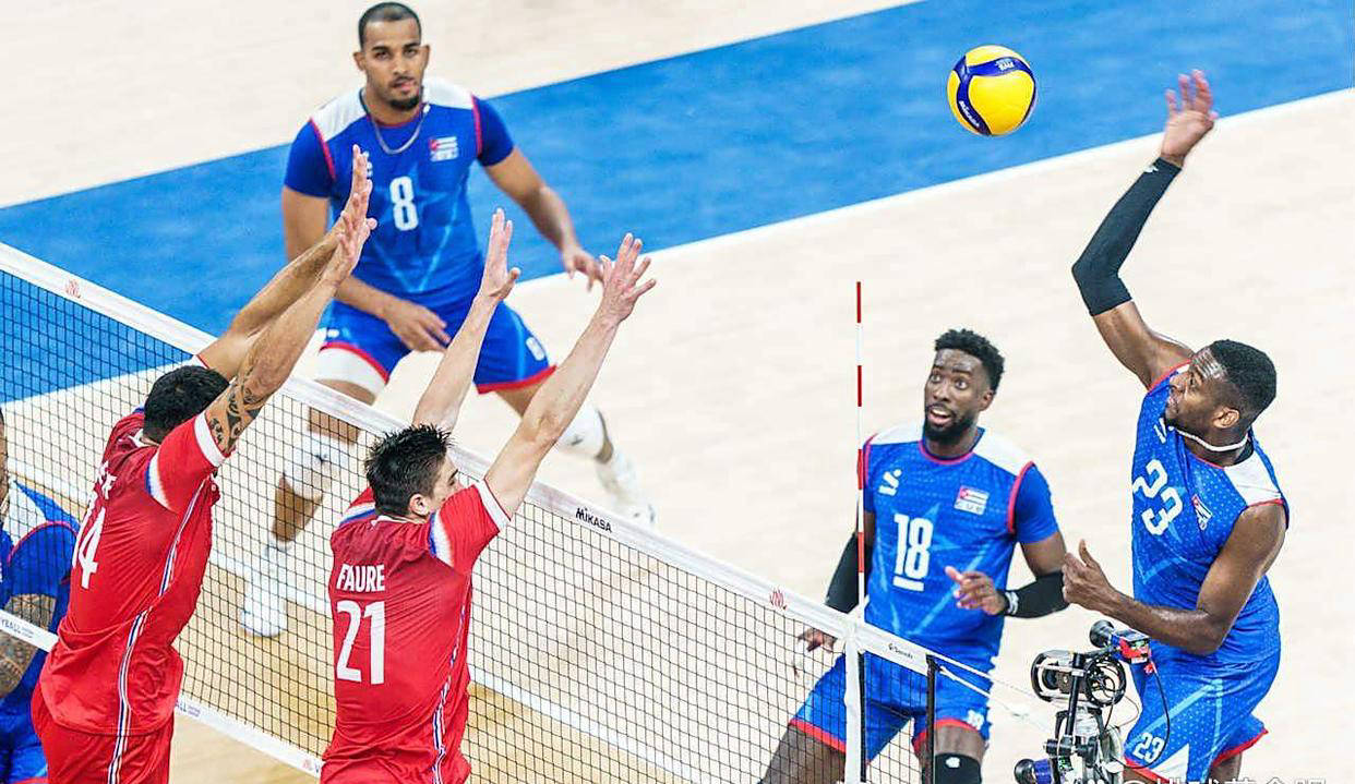 智利跳水队顺利入围决赛保加利亚排球队取得惊人战绩的简单介绍