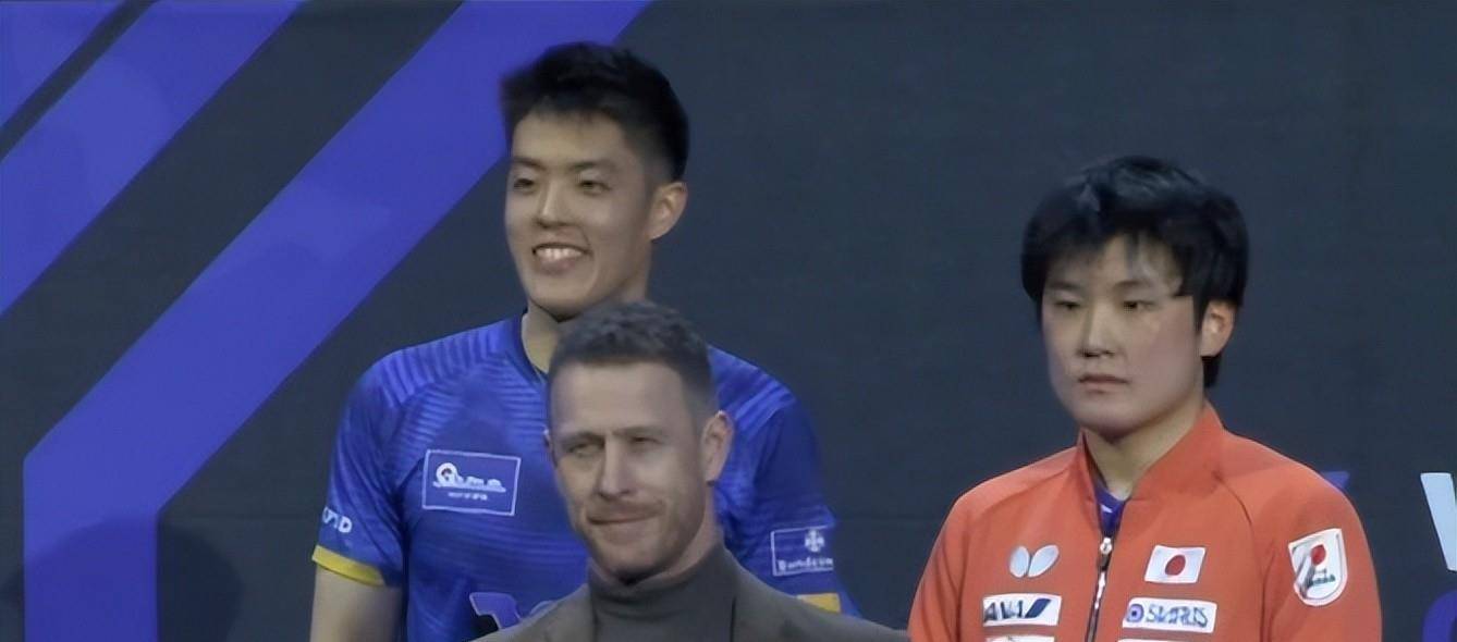 法国队险胜奥地利队，张本智和点燃赛场