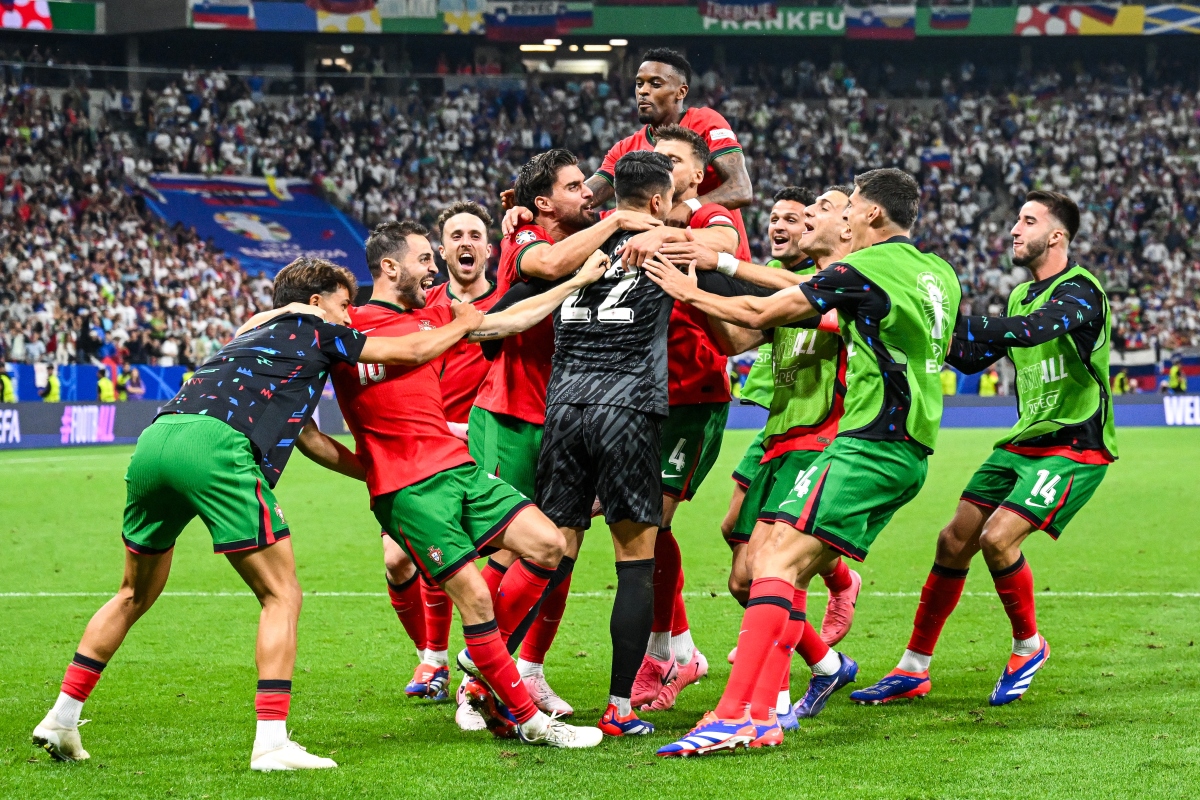 葡萄牙队完胜法国队，林高远点燃赛场