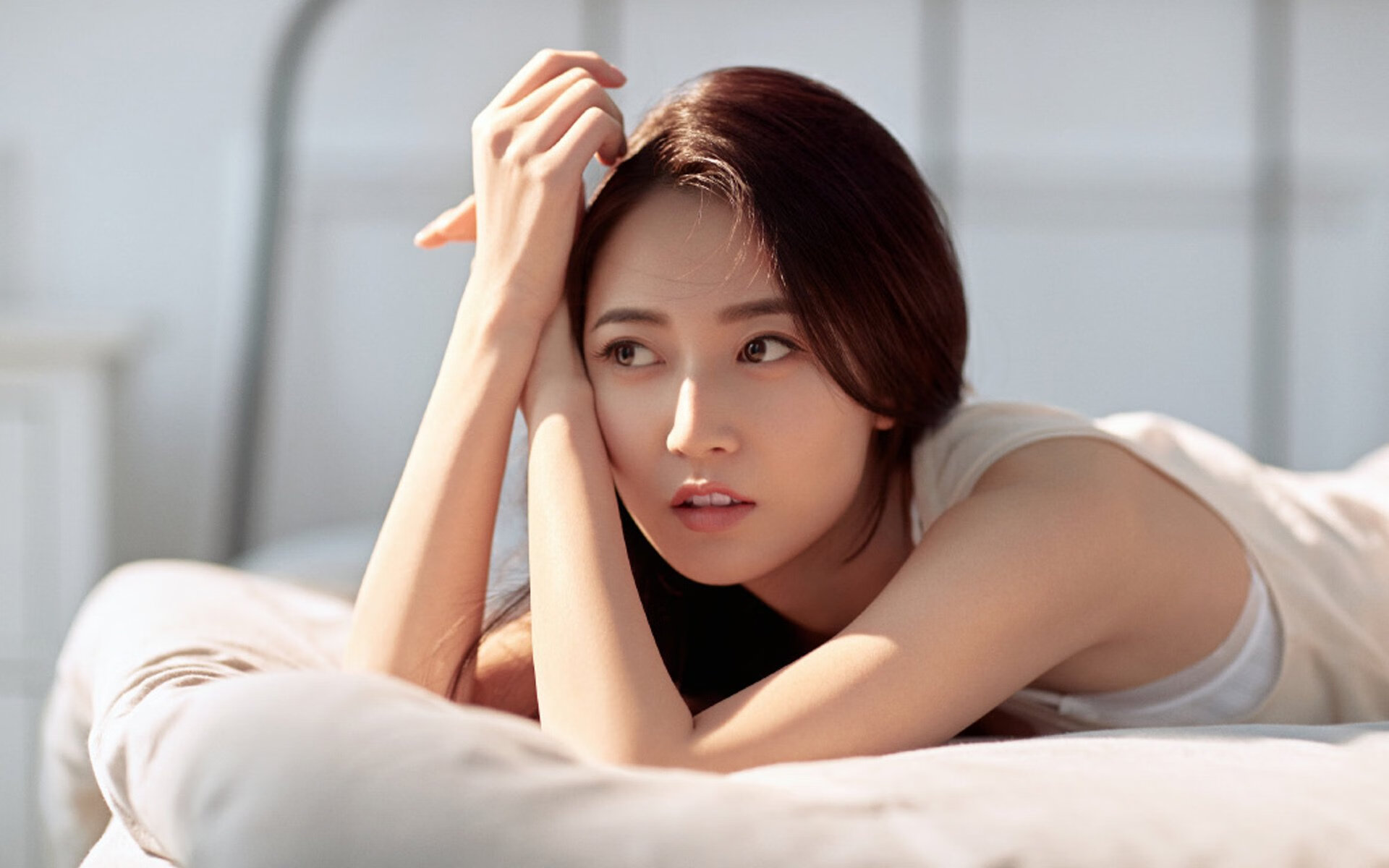 锁死布克+关键补篮！戈贝尔连得7分扭转乾坤，尼克斯强势晋级静待强敌